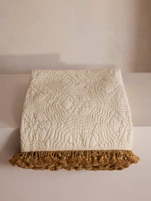 Callington Bedspread - 230 x 230cm - Listing Image