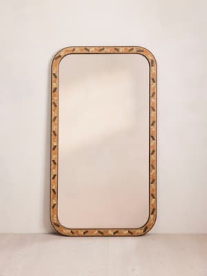 Gallo Mirror - Listing Image