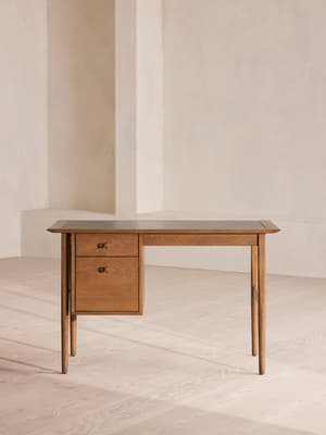 Aldo Desk - Hover Image
