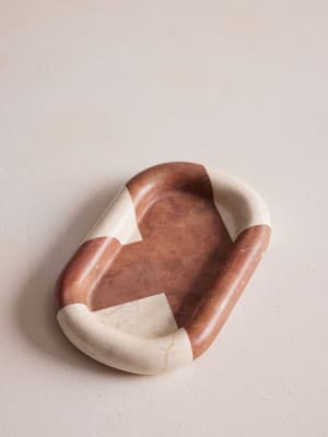 Adley Catchall - Cream & Red Alicante - Hover Image