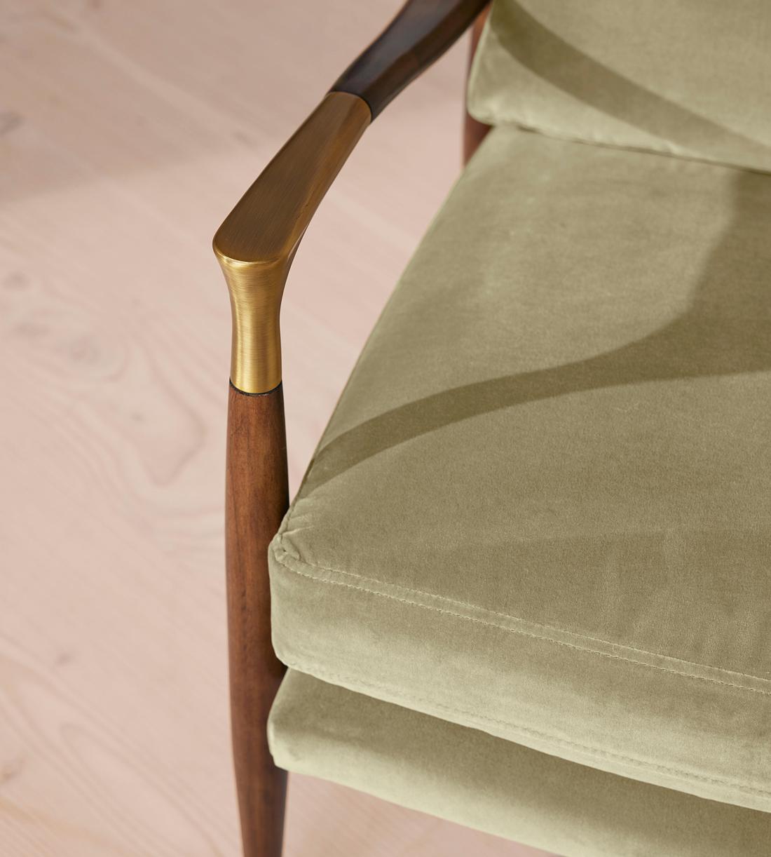 Theodore Armchair - Velvet - Lichen - Images - Image 5