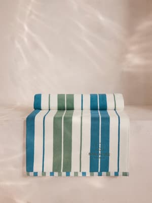 House Pool Towel - Amsterdam - Listing Image