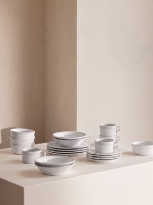 Hillcrest White 20 Piece Dinnerware Set - Listing Image