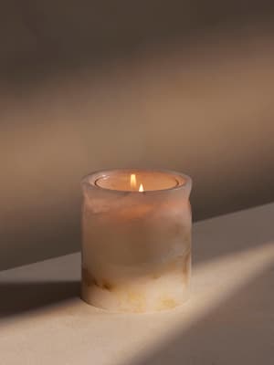 Bergamot & Mandarin Zest Alabaster Marble Candle 250g - Hover Image