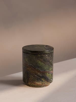 Leather & Oud Forest Green Marble Candle 250g - Hover Image