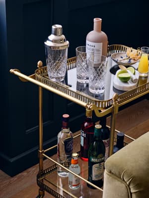 Barwell Cut Crystal Martini Shaker - Hover Image