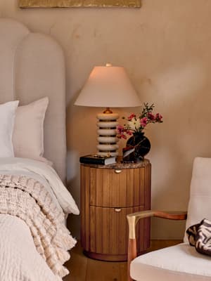 Greyson Table Lamp - High Gloss Lacquer - Cream - Listing Image